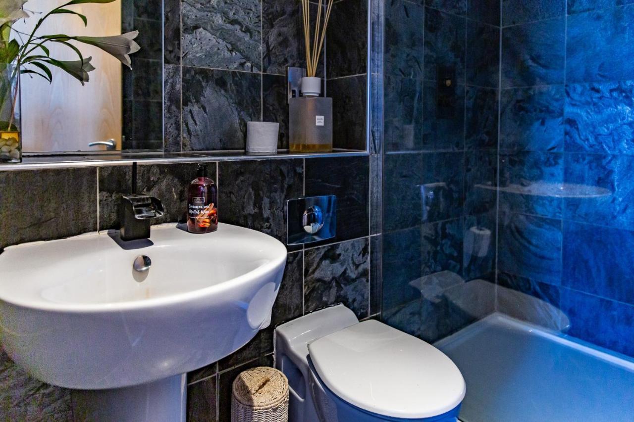 Spacious 3-Bed Penthouse With City Sky Line Views Sheffield Ngoại thất bức ảnh